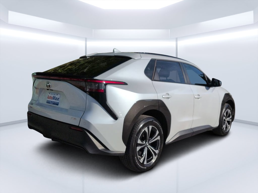 Used 2024 Toyota bZ4X XLE SUV