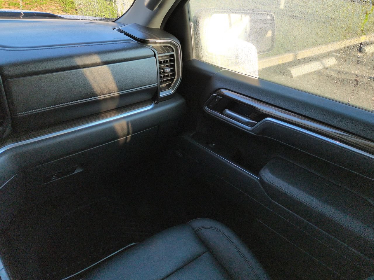 2025 Chevrolet Silverado 1500 RST - Photo 16