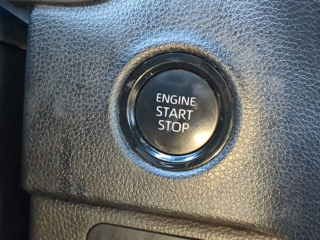 2025 Toyota Tundra SR5 - Photo 25