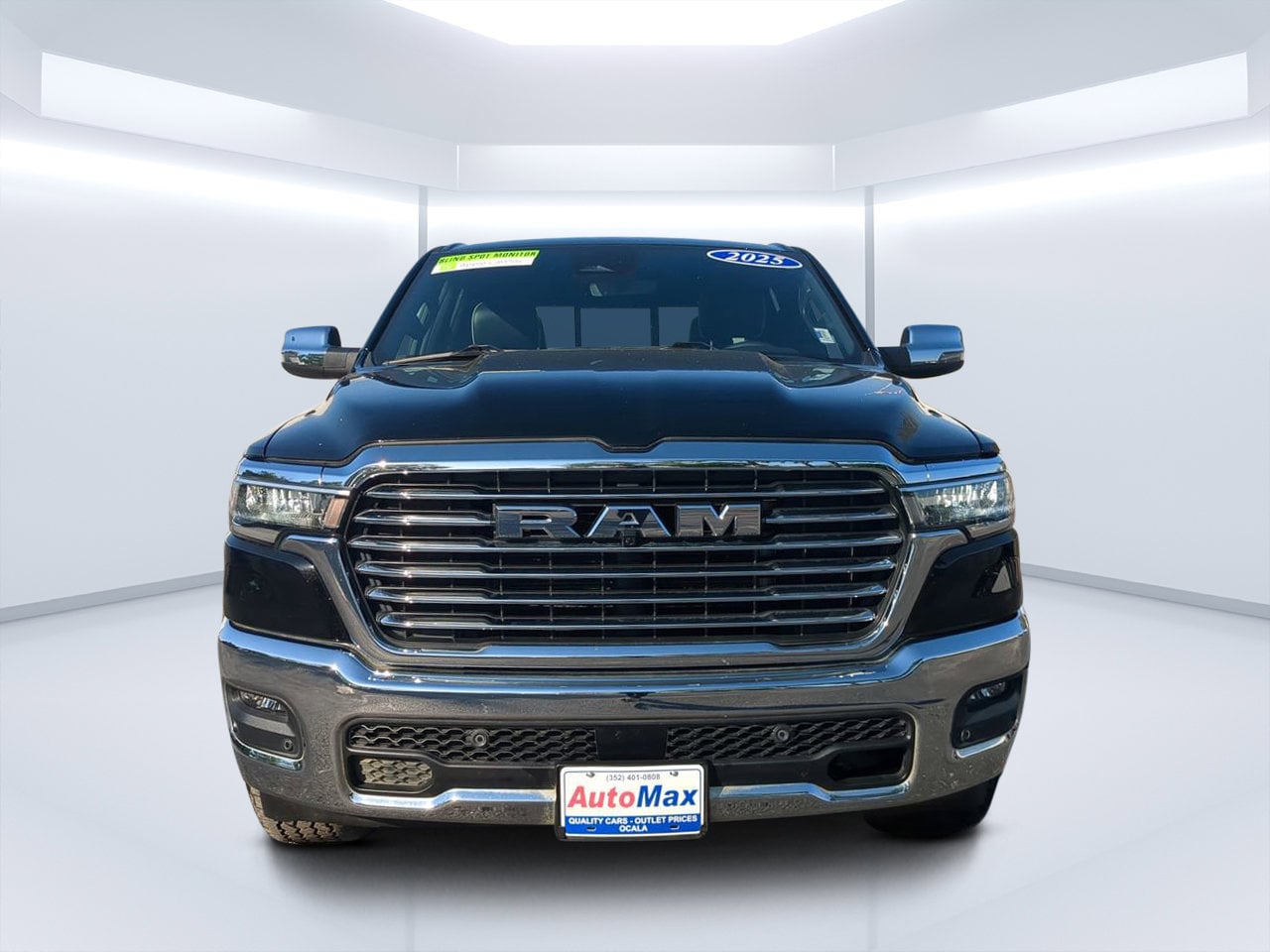 2025 RAM Ram 1500 Pickup Laramie - Photo 8