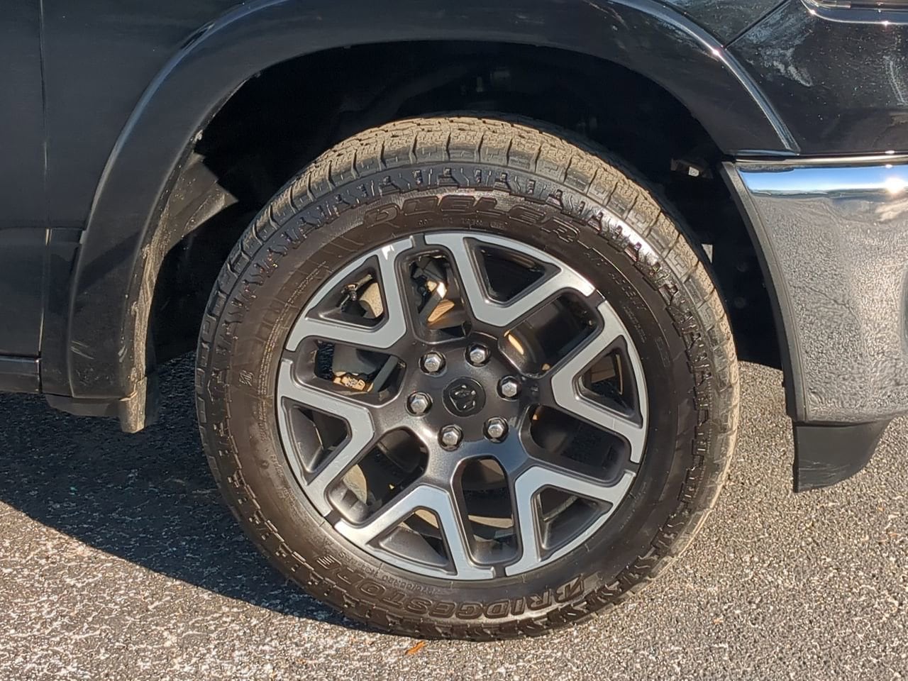 2025 RAM Ram 1500 Pickup Laramie - Photo 10