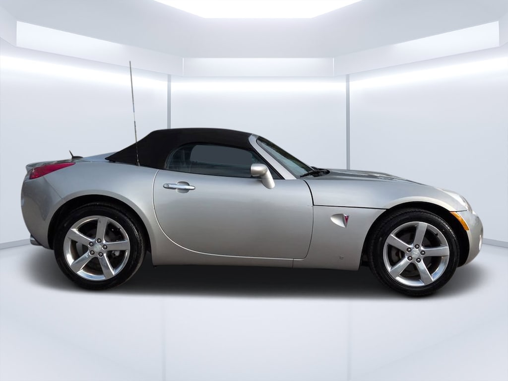 Used 2008 Pontiac Solstice Convertible