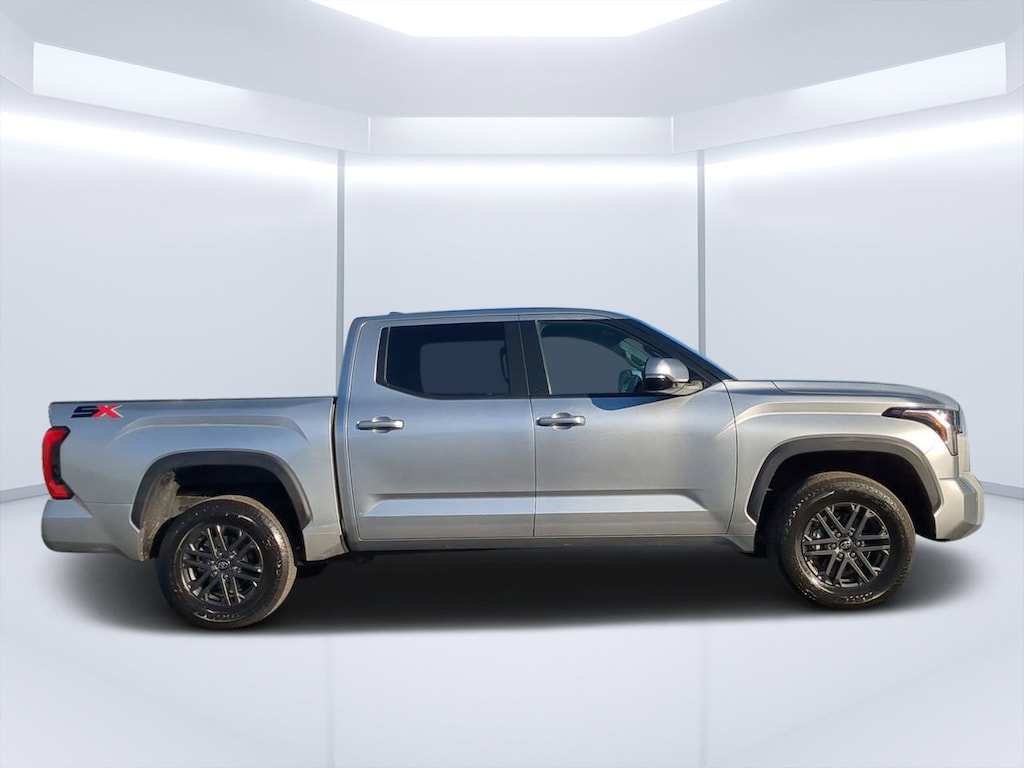 Used 2025 Toyota Tundra 4WD SR5 SR5 CrewMax 5.5 Bed