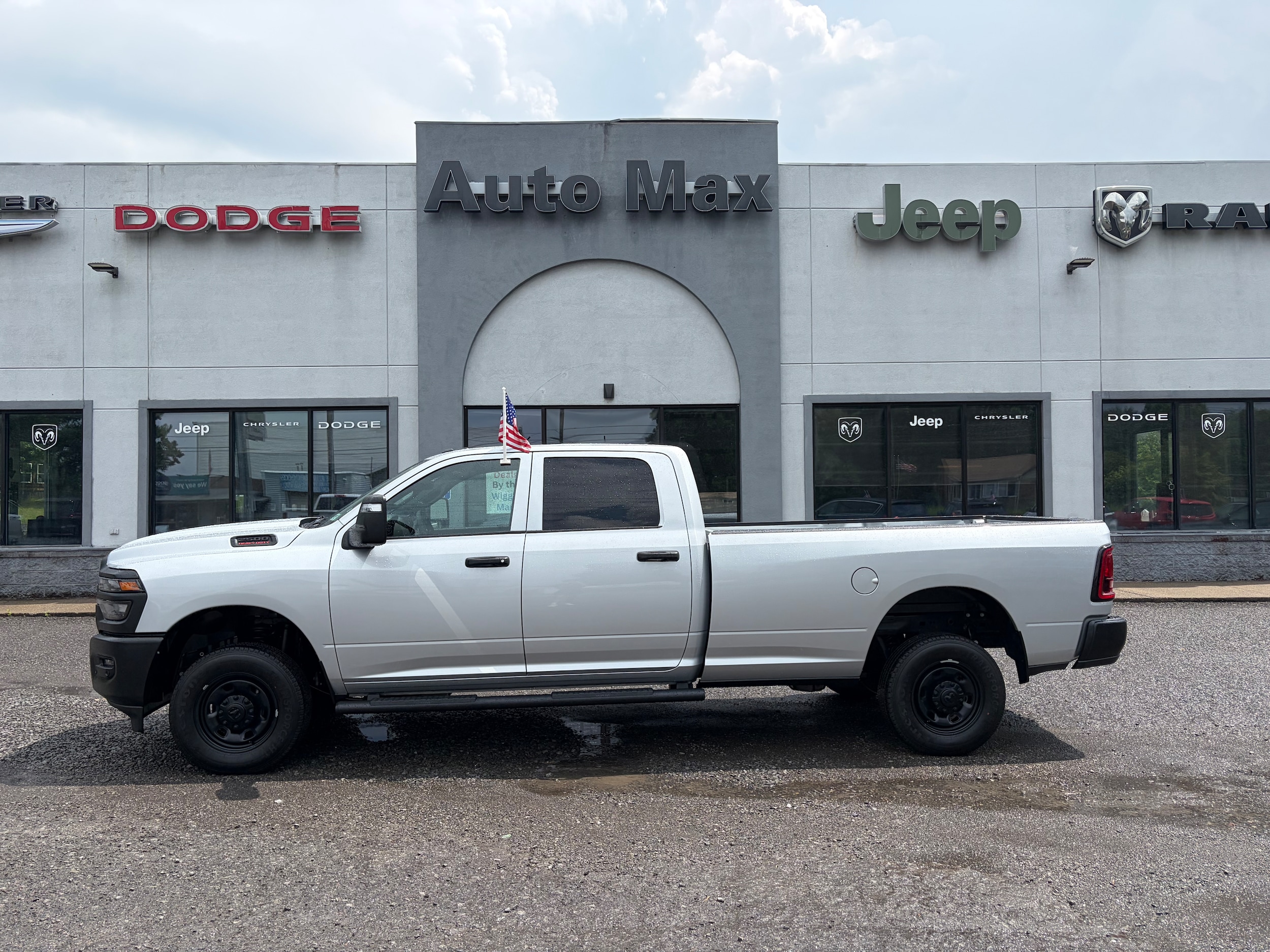 2026 RAM 2500 Pickup Tradesman