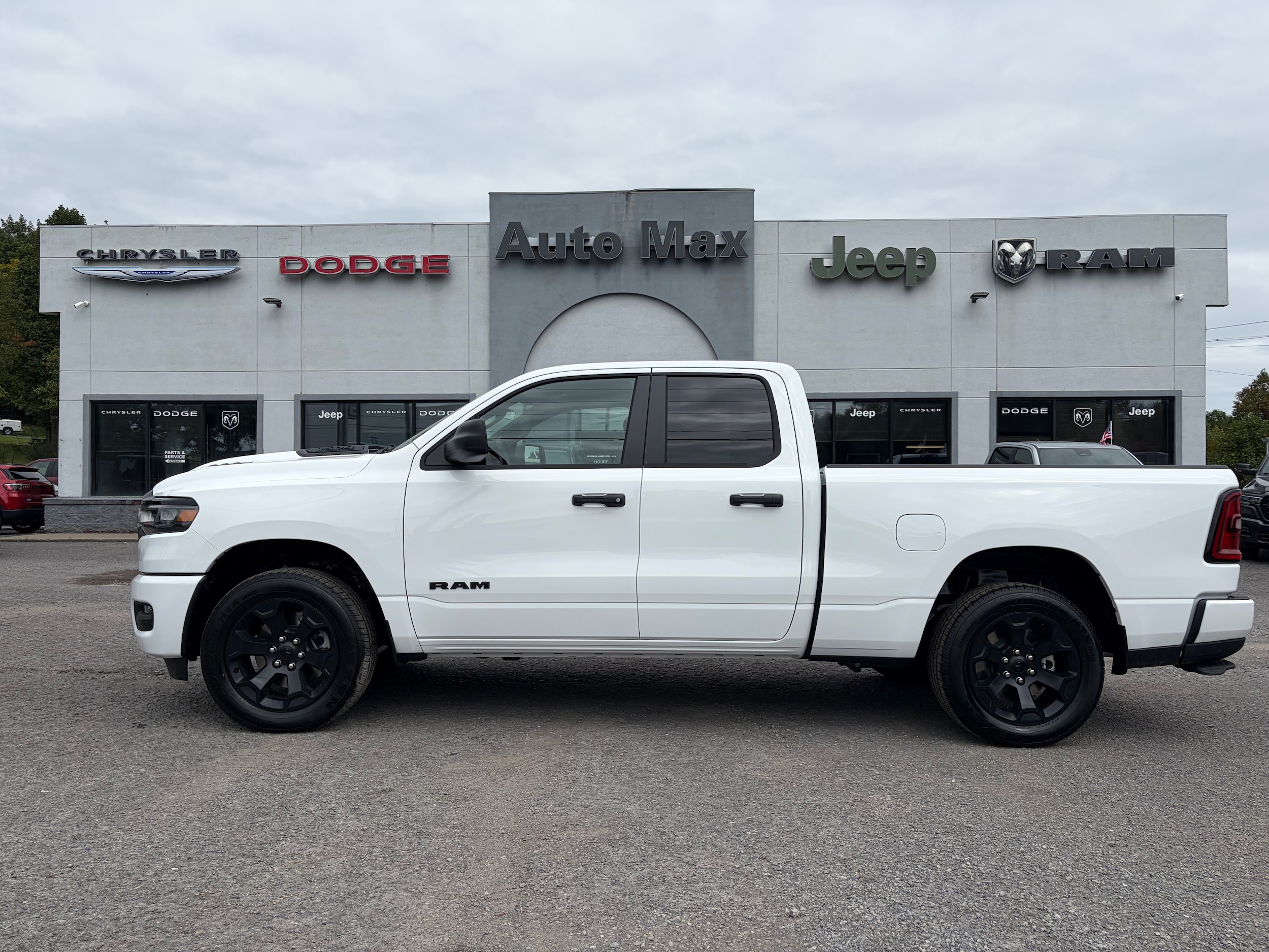 2027 RAM 1500 Pickup Express