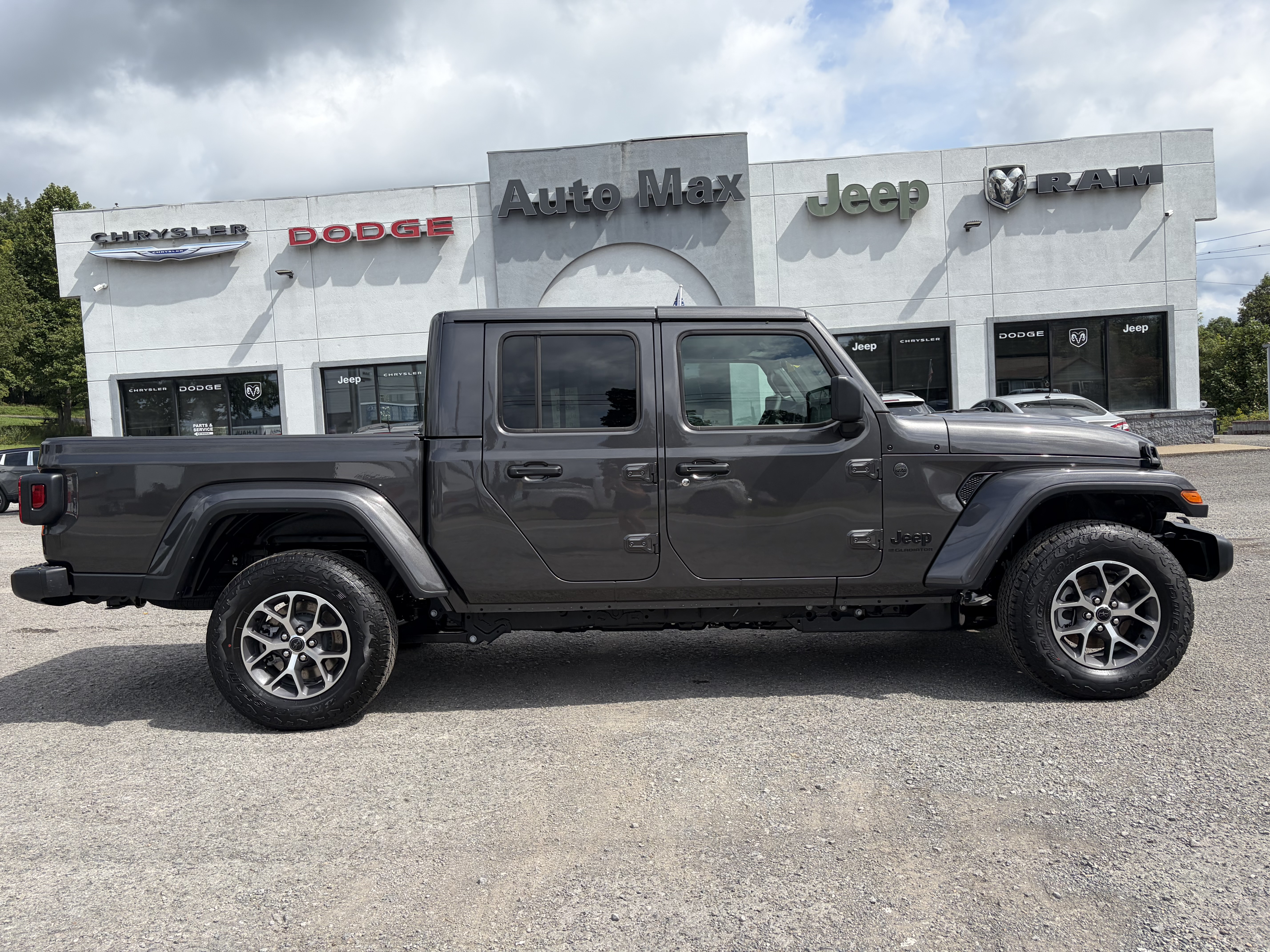 2026 Jeep Gladiator SPORT S 4X4 Pickup