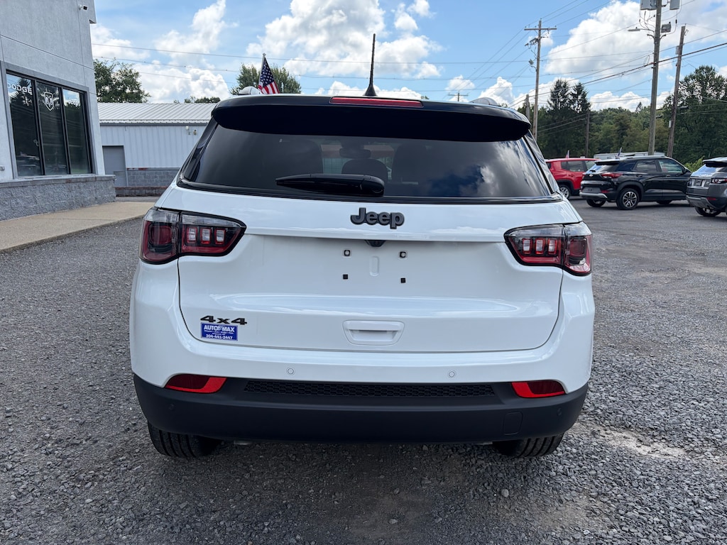 New 2026 Jeep Compass LIMITED ALTITUDE 4X4 Sport Utility