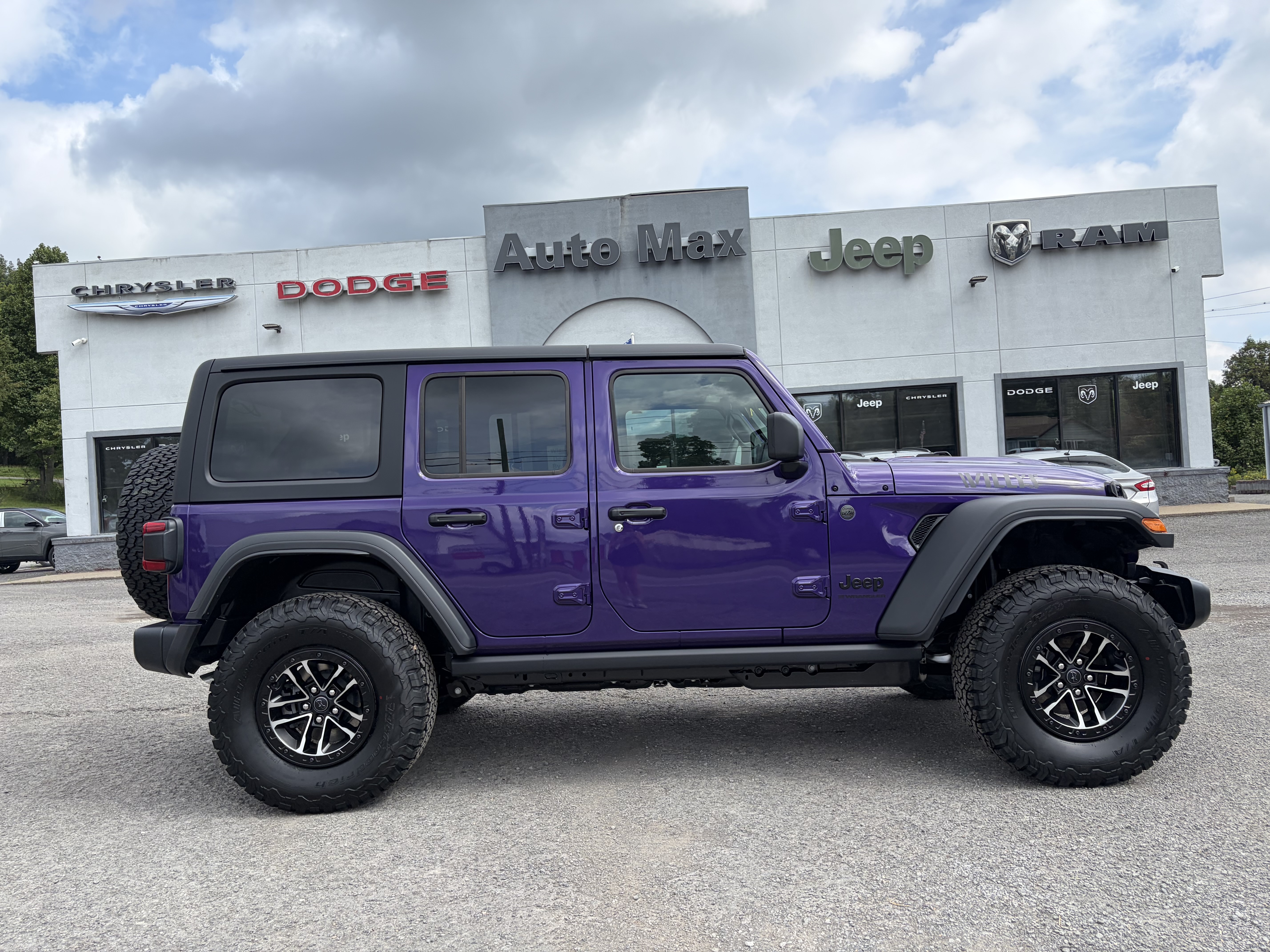 2026 Jeep Wrangler 4-DOOR WILLYS Sport Utility