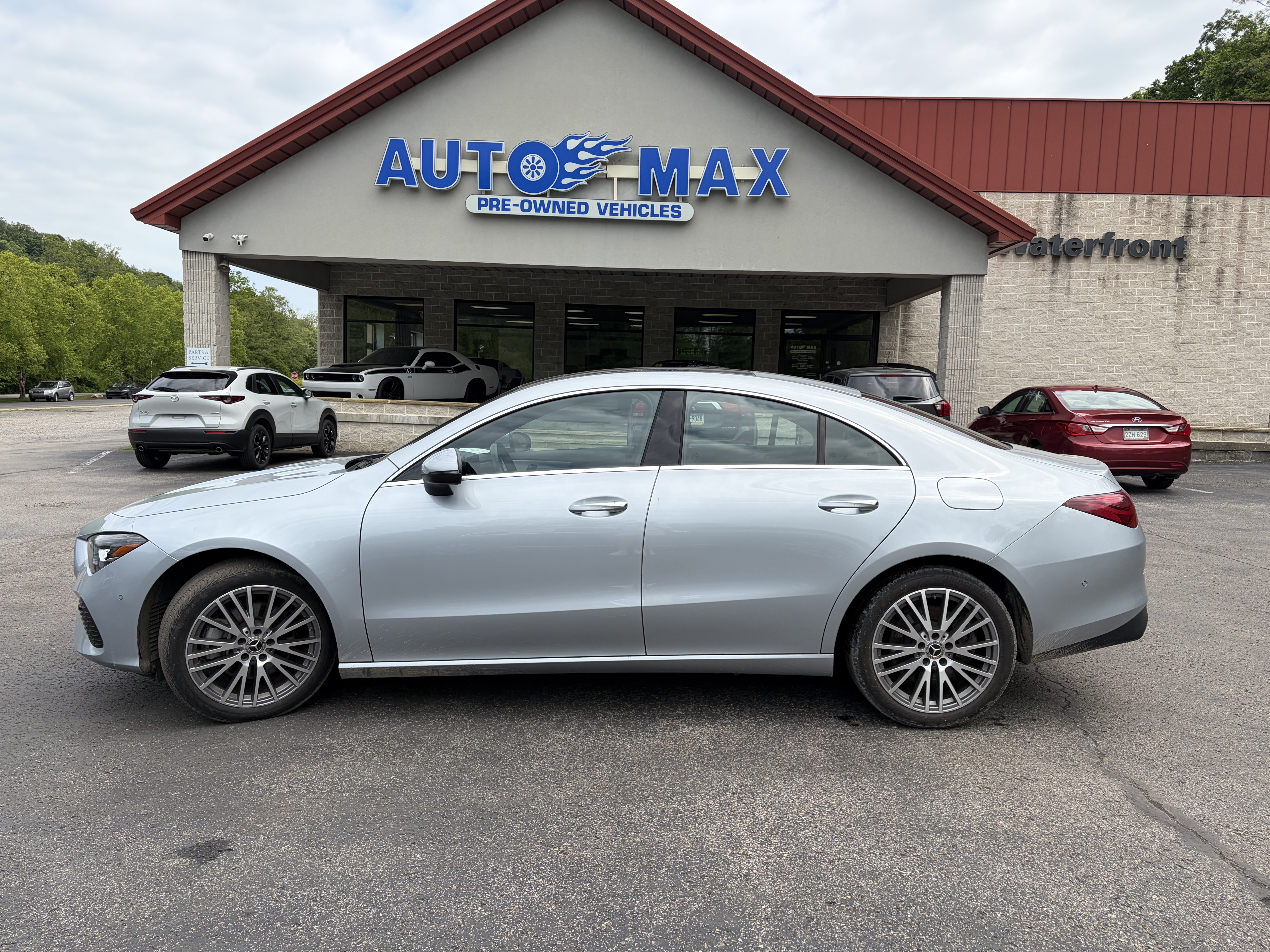  Mercedes-Benz CLA