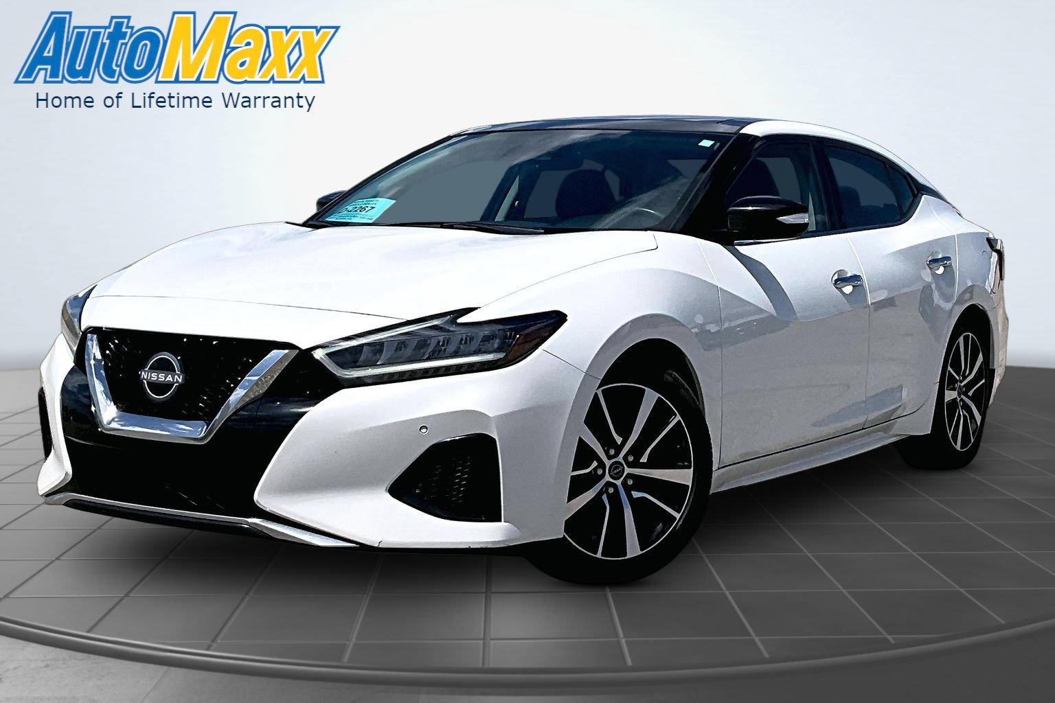 2023 Nissan Maxima SL