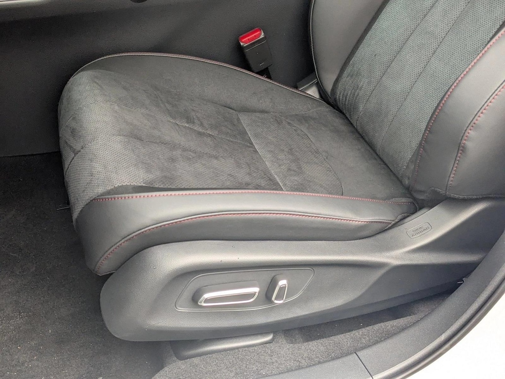Certified 2025 Acura ADX w/A-Spec Package SUV