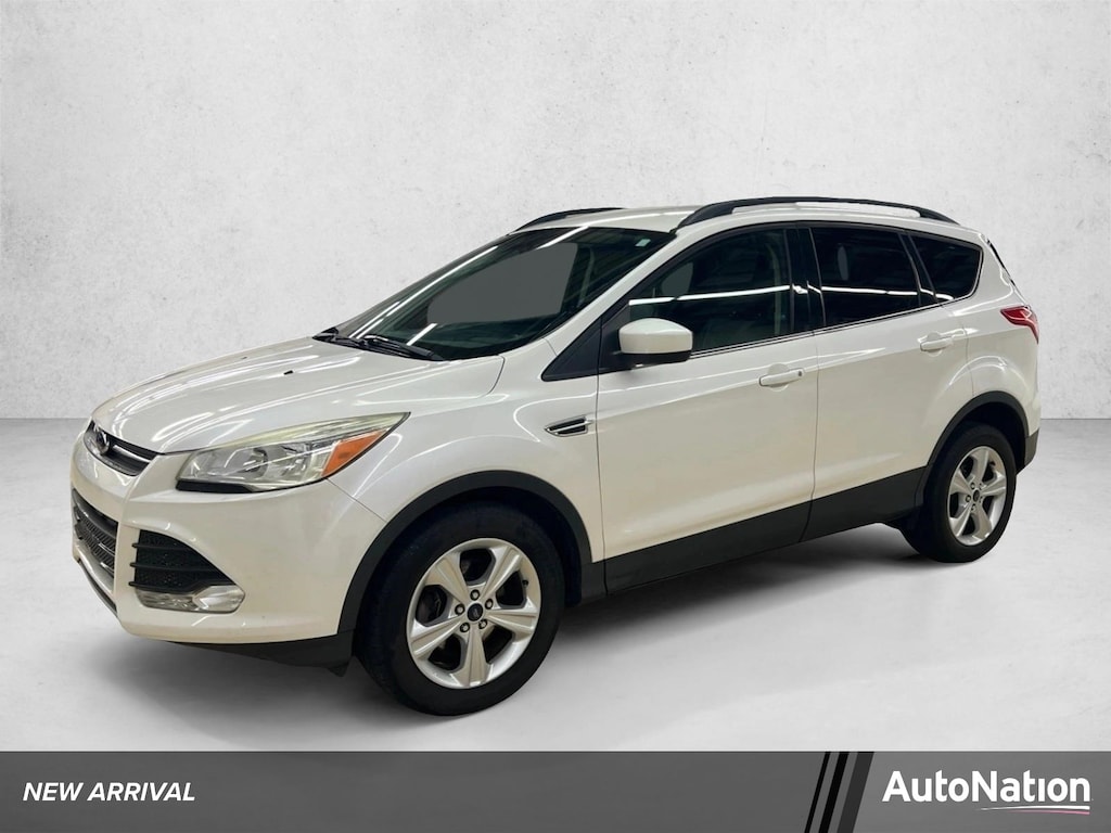 Used 2015 Ford Escape SE SUV
