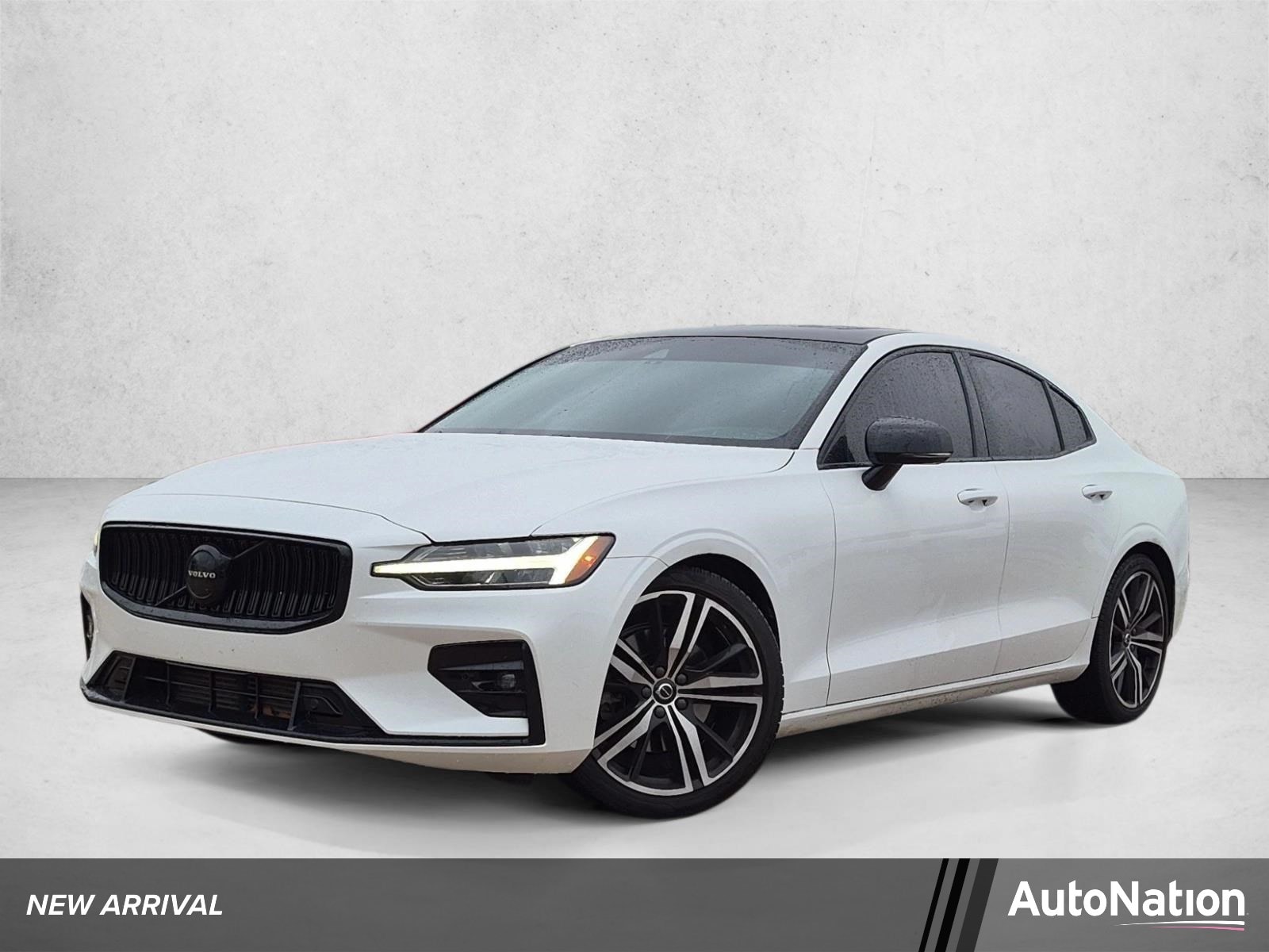 2019 Volvo S60 R-Design