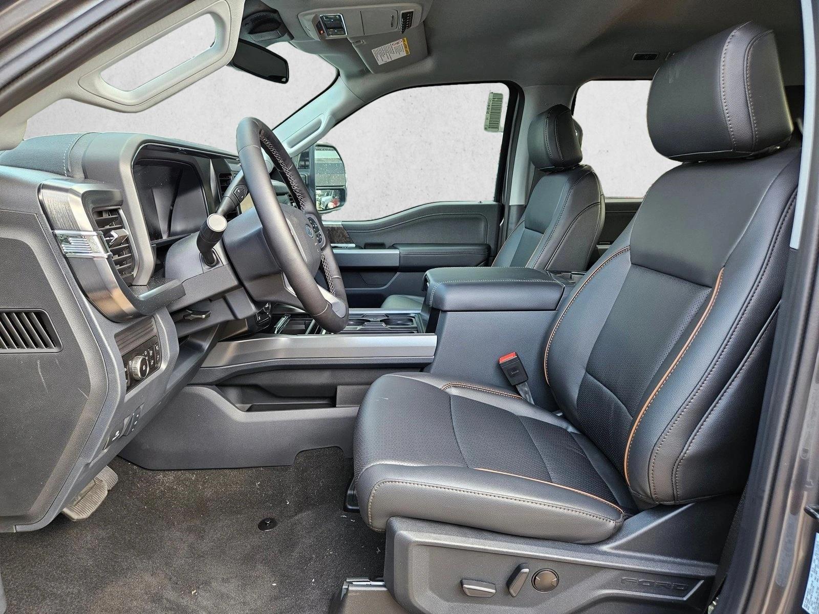 2026 Ford F-250 Super Duty Lariat - Photo 4