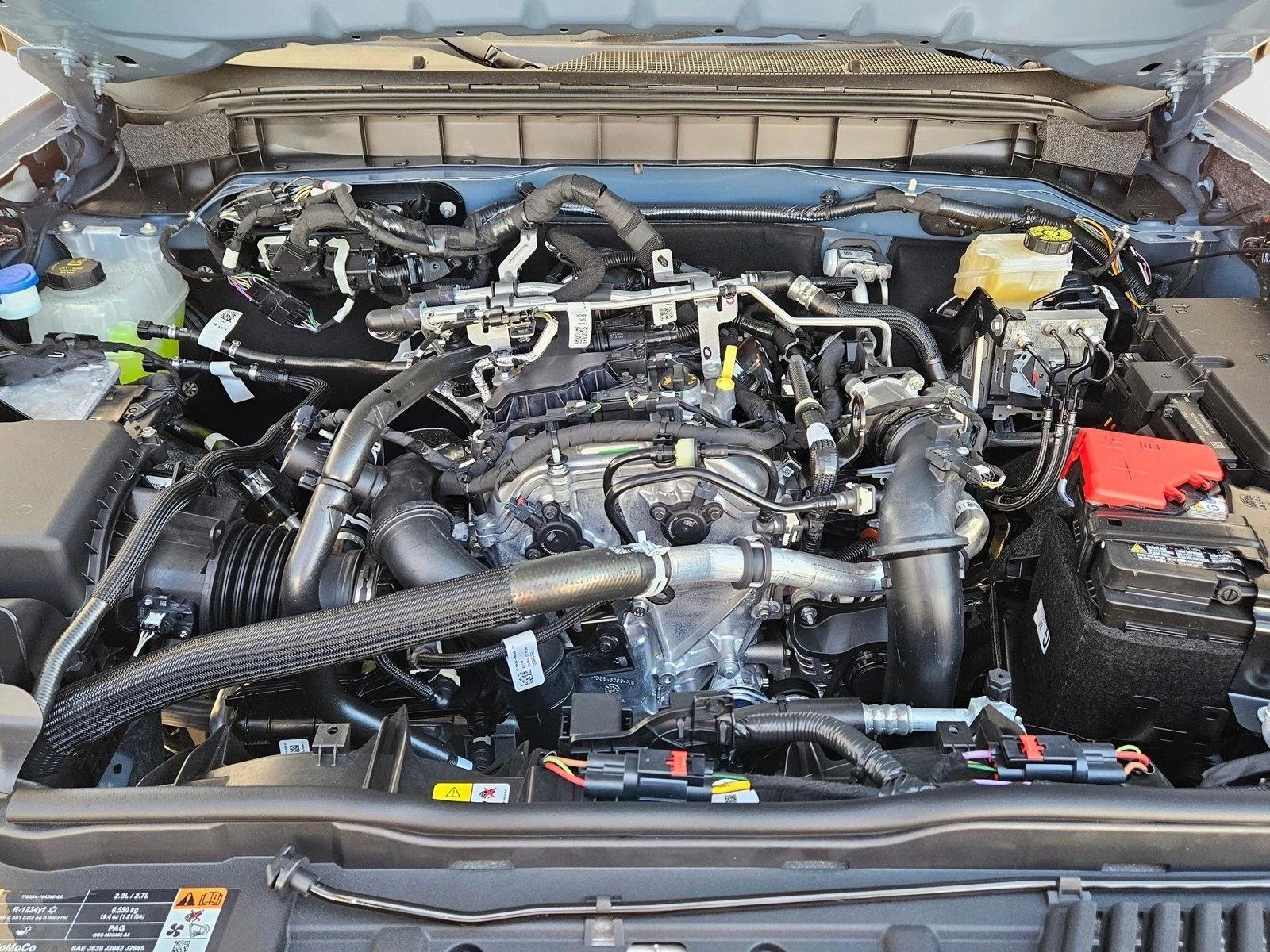 2025 Ford Bronco 4-Door Base - Photo 17