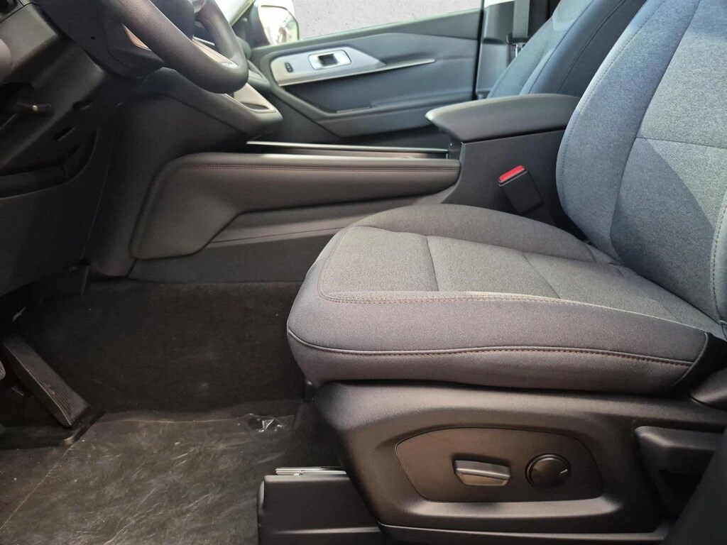 New 2026 Ford Explorer Active w/100A Pkg SUV