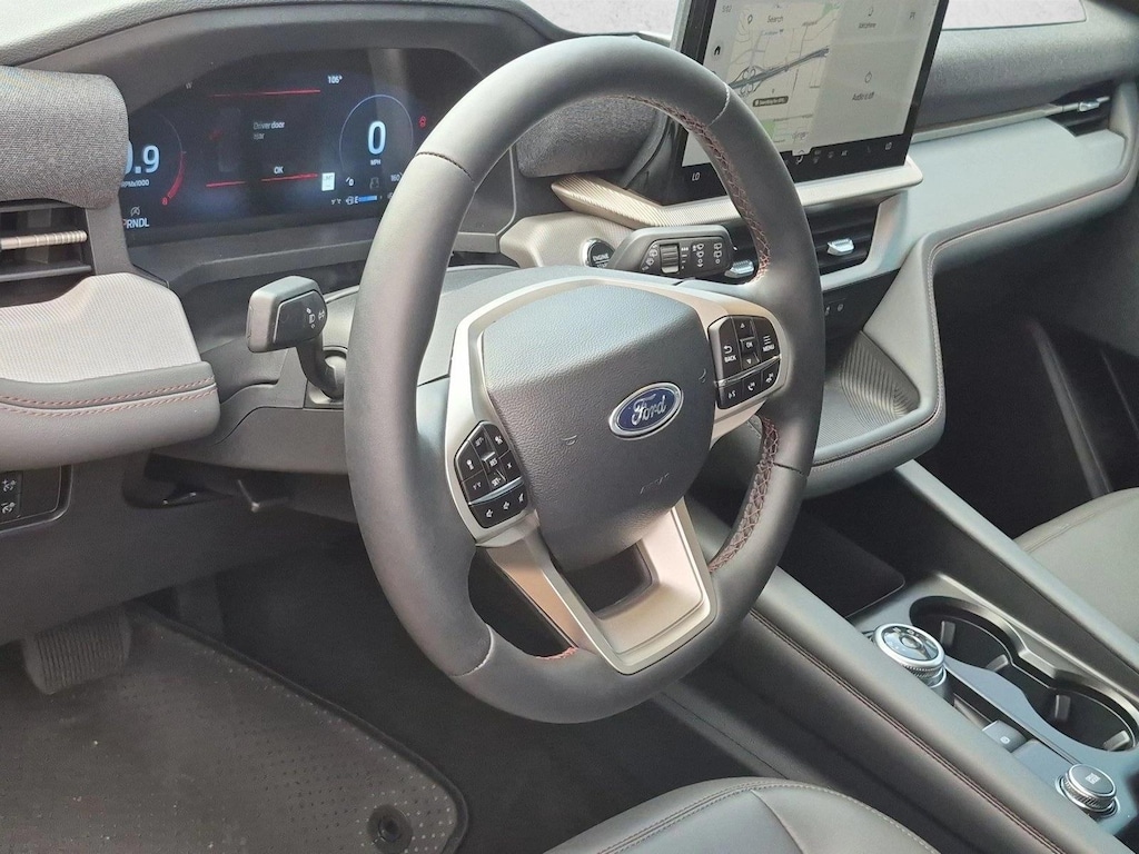 New 2027 Ford Explorer Active w/200A Pkg SUV