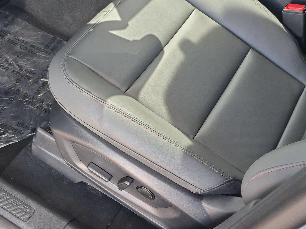 New 2027 Ford Explorer Active w/200A Pkg SUV