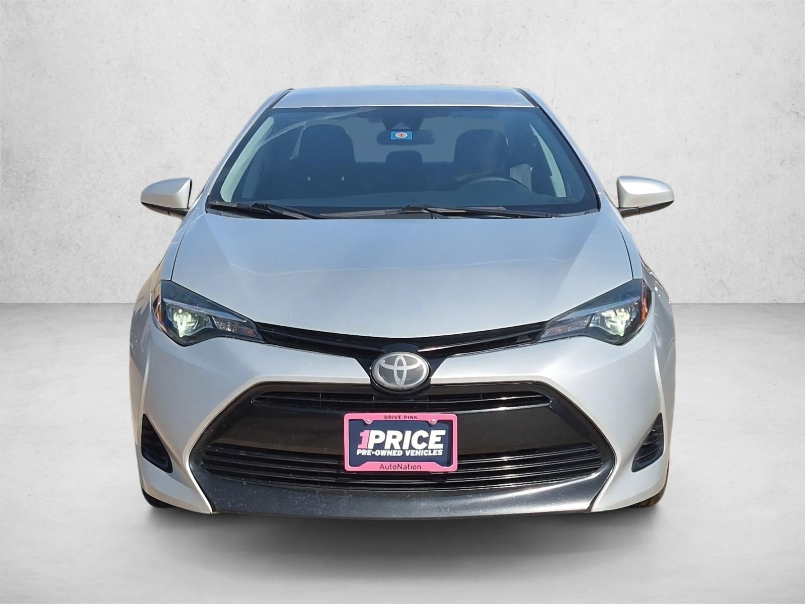Used 2018 Toyota Corolla LE with VIN 5YFBURHE5JP822981 for sale in Arlington, TX