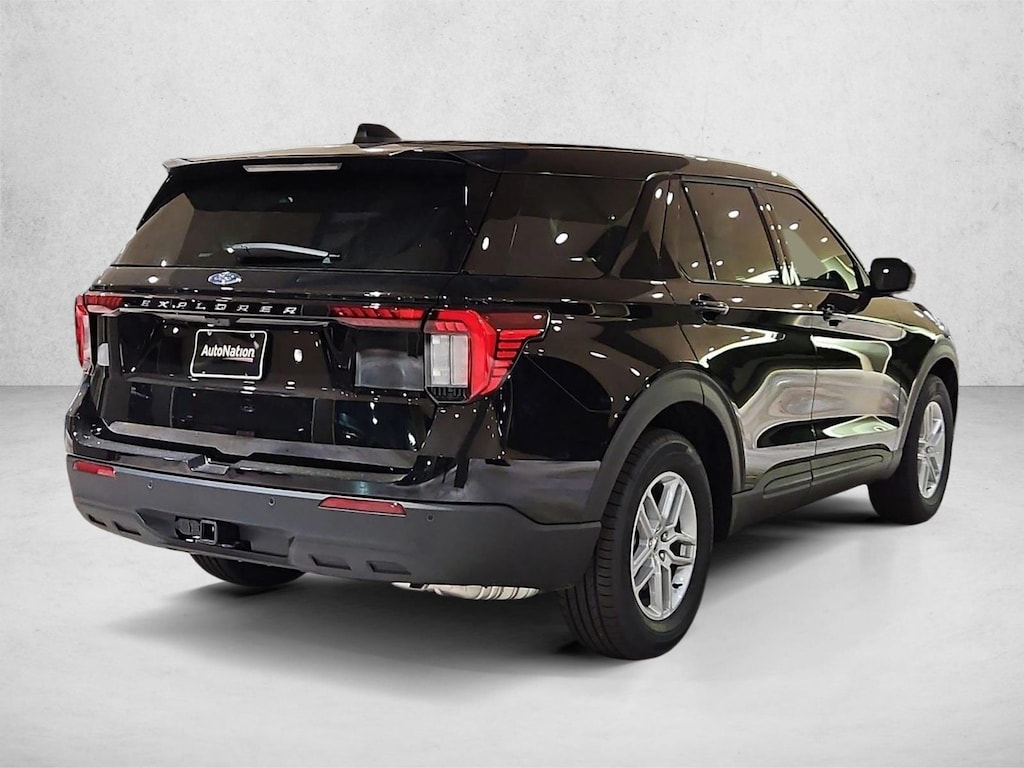 New 2026 Ford Explorer Active w/100A Pkg SUV