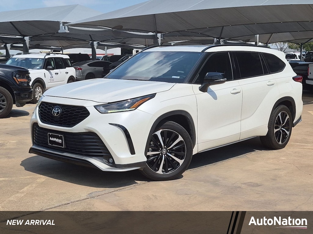 Used 2021 Toyota Highlander XSE SUV