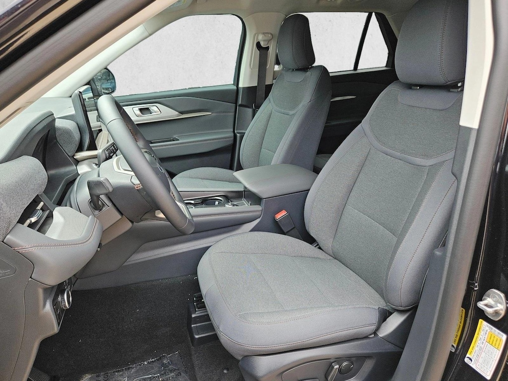 New 2026 Ford Explorer Active w/200A Pkg SUV