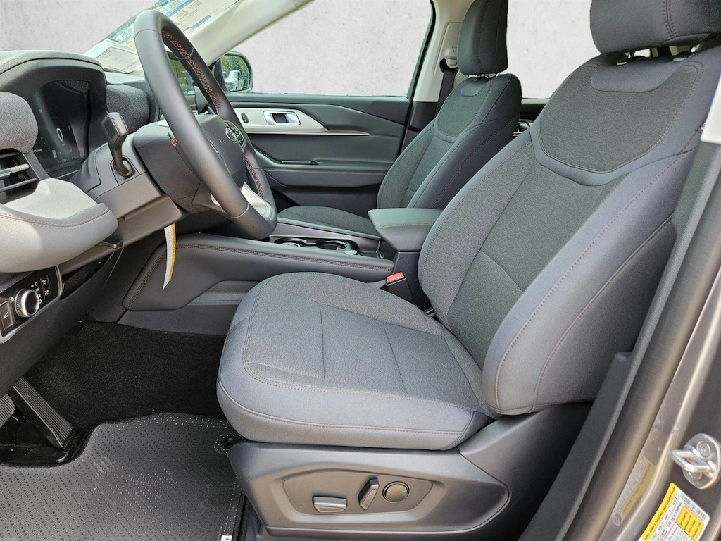 New 2026 Ford Explorer Active w/200A Pkg SUV