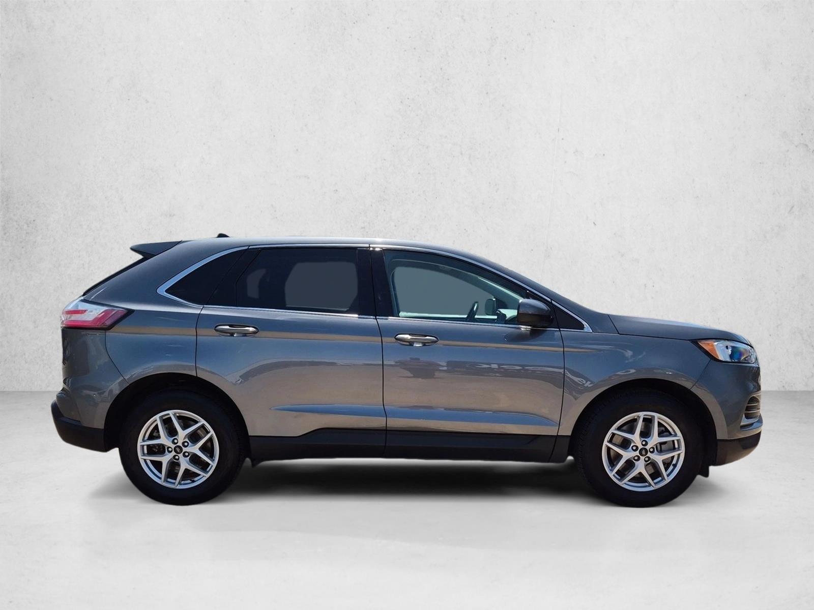 Used 2024 Ford Edge SEL SUV