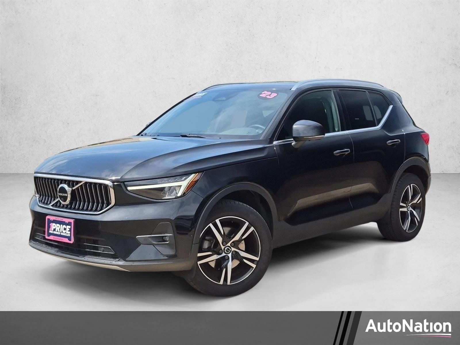 2023 Volvo XC40