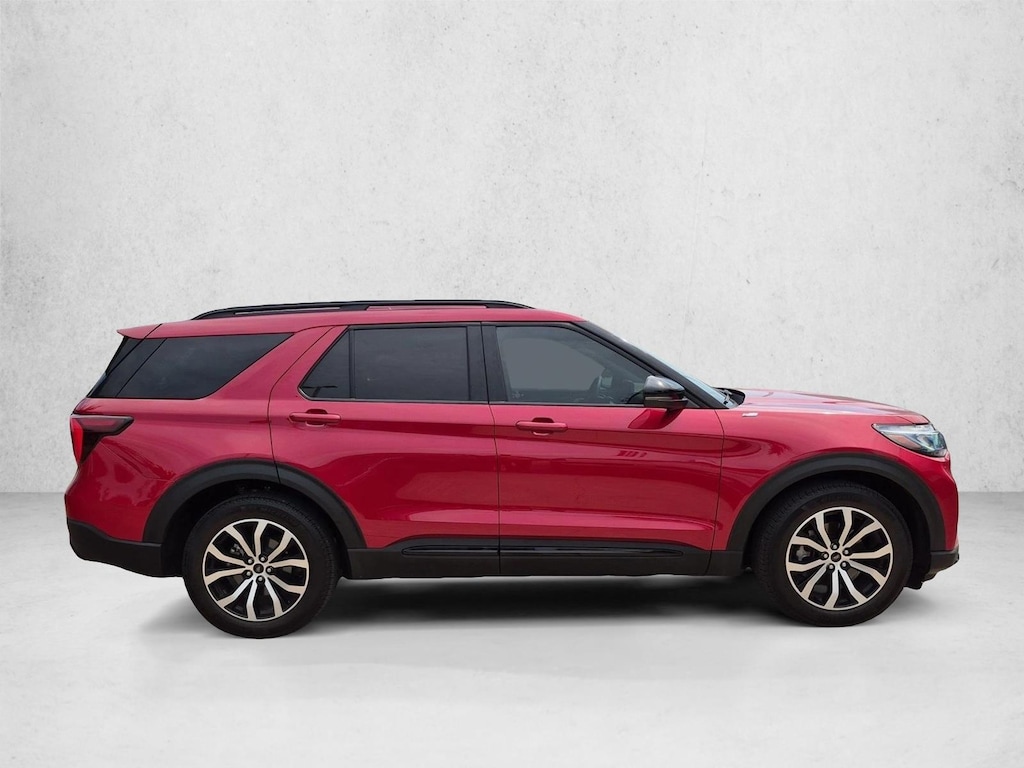 Used 2025 Ford Explorer ST-Line SUV