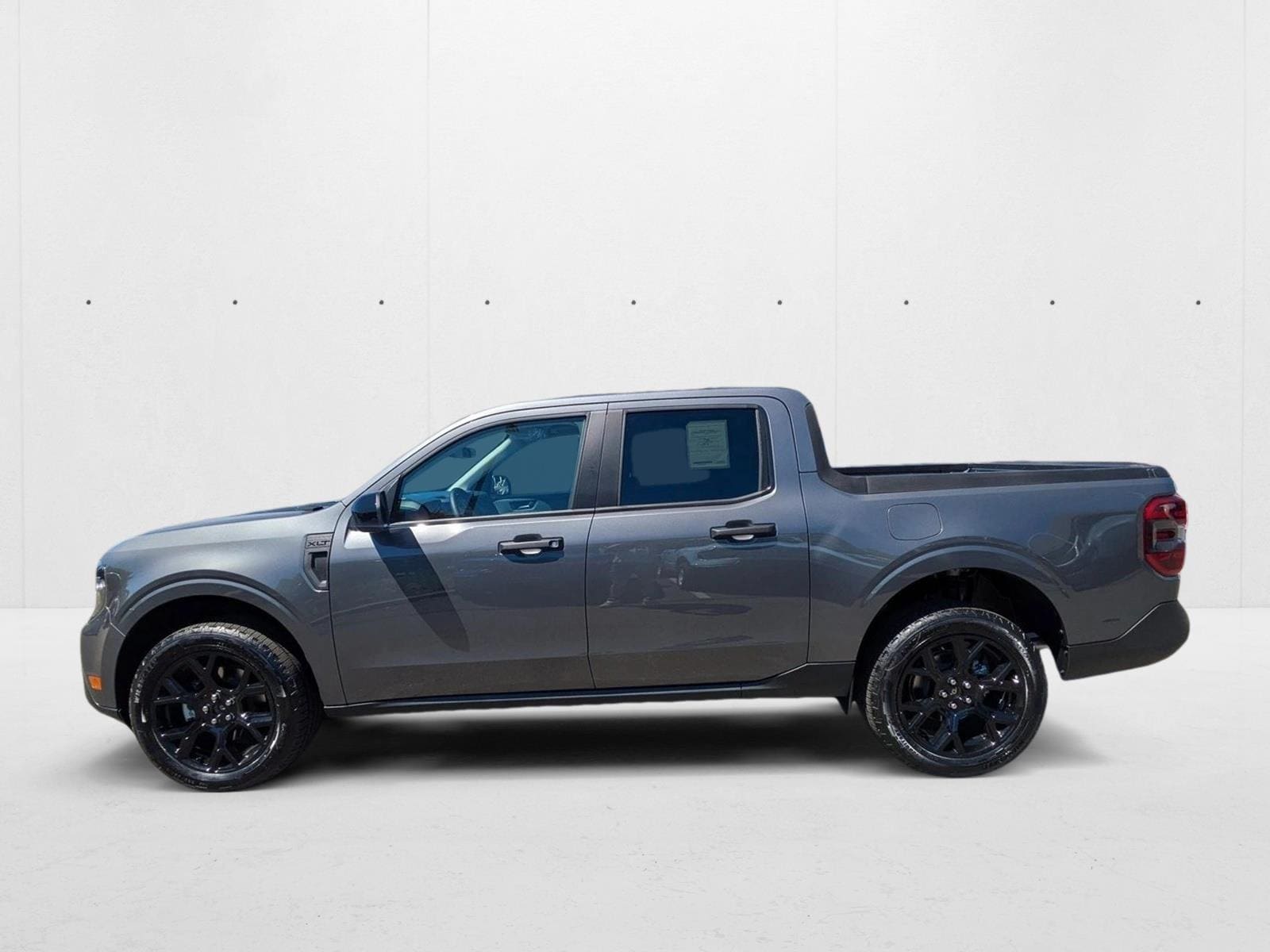 2025 Ford Maverick XLT - Photo 9