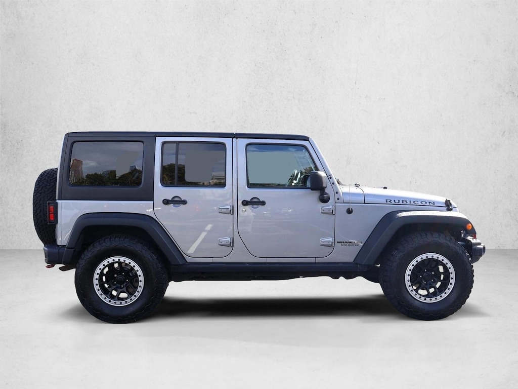 Used 2015 Jeep Wrangler Unlimited Rubicon SUV