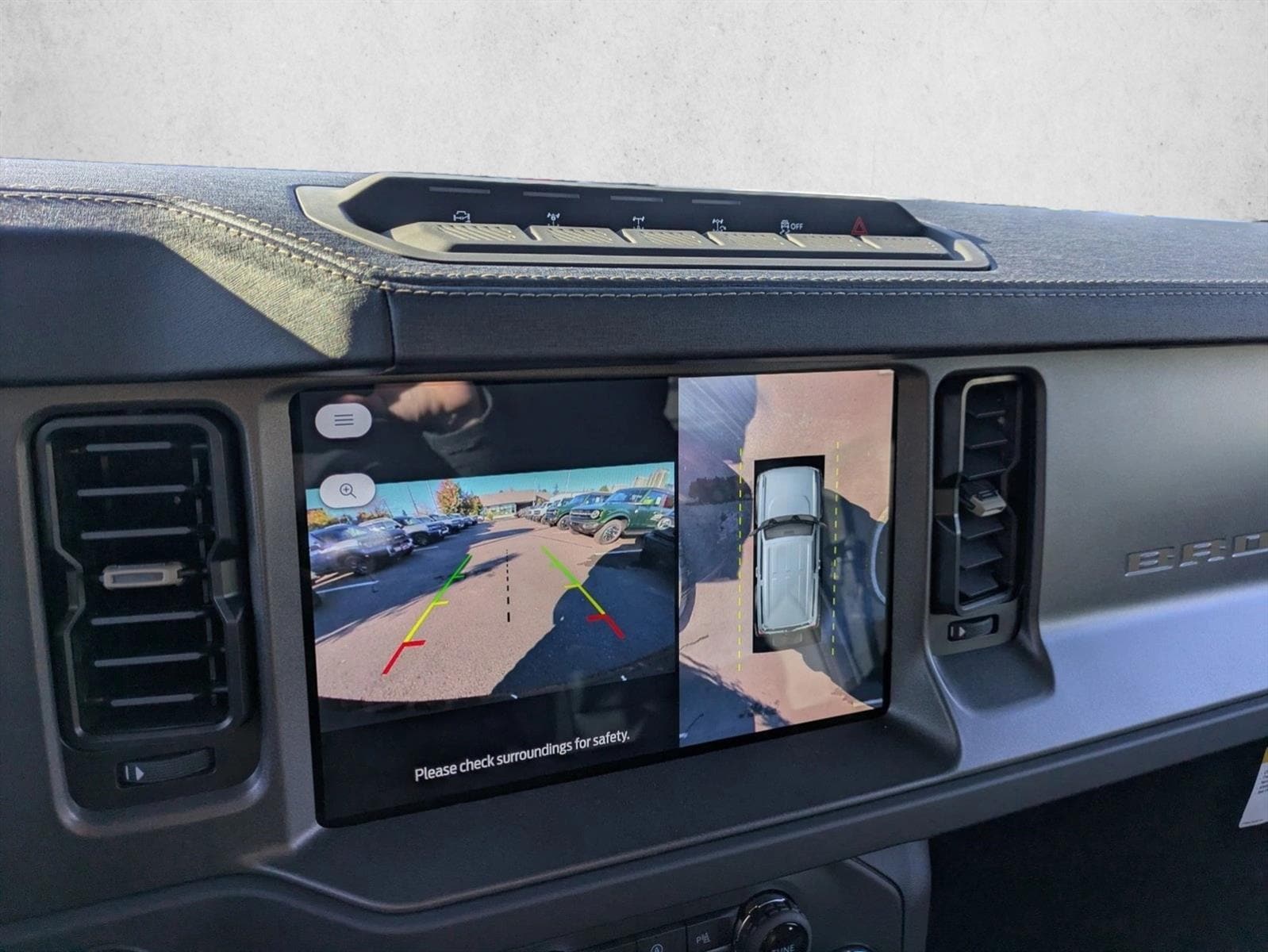 2025 Ford Bronco 4-Door Badlands - Photo 14