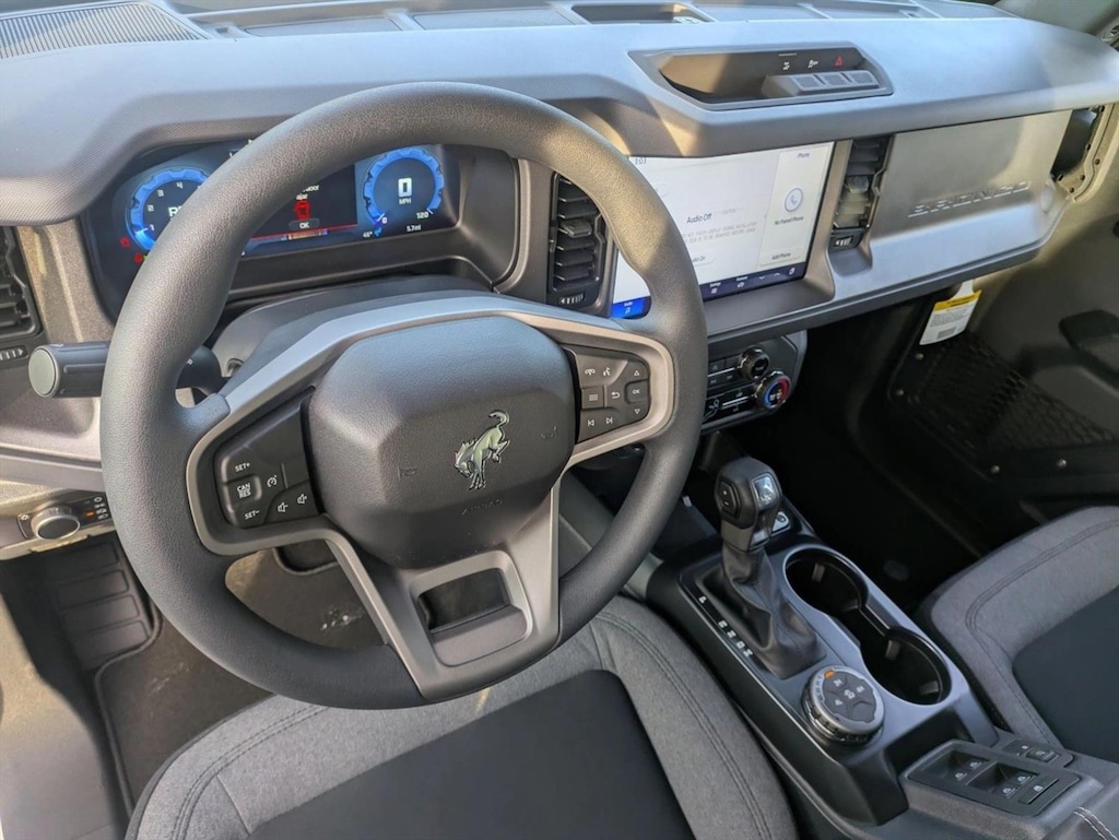 New 2025 Ford Bronco Base SUV