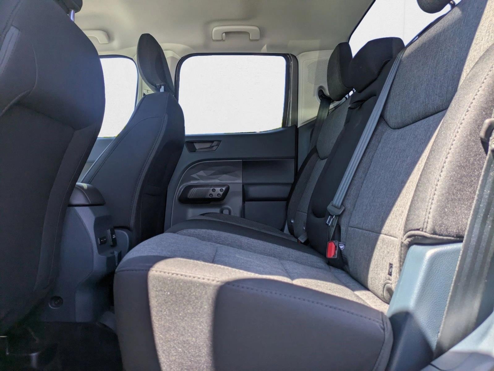2025 Ford Maverick XLT - Photo 15