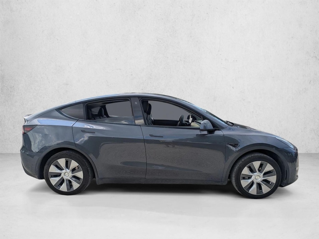 Used 2022 Tesla Model Y Long Range SUV