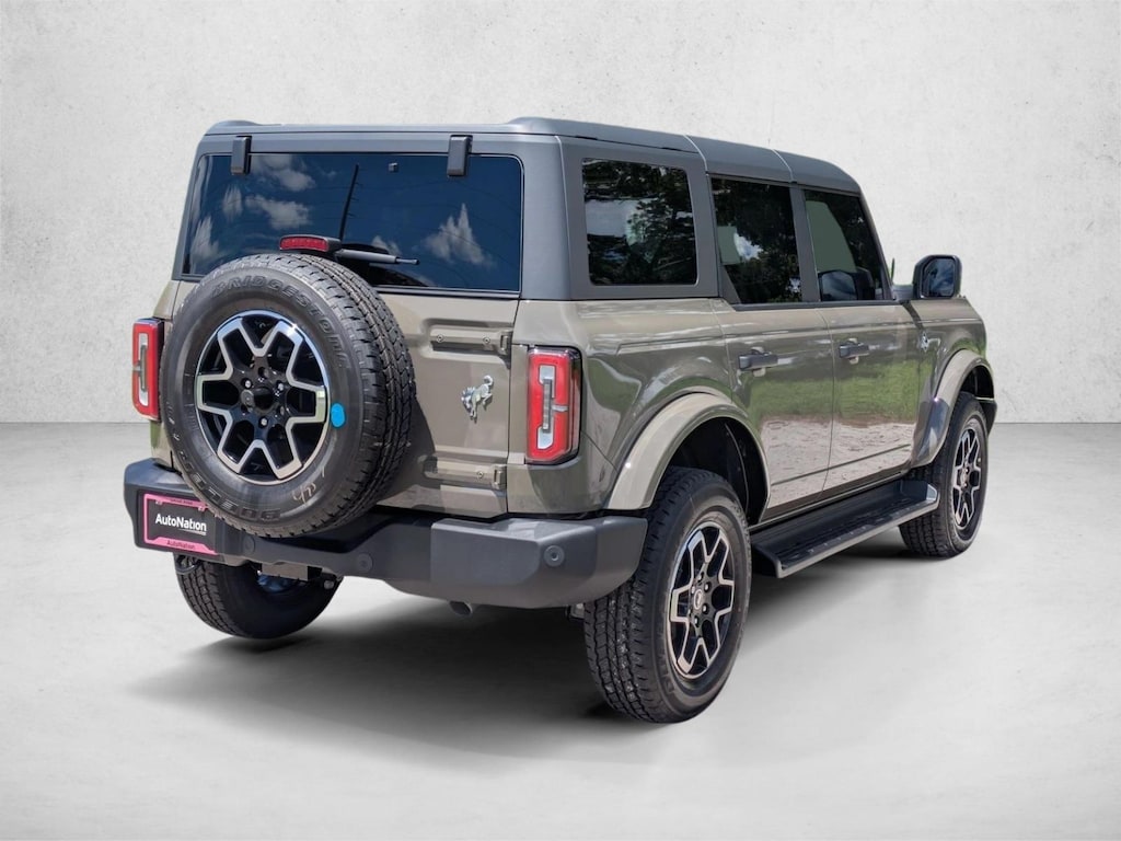 New 2026 Ford Bronco Outer Banks SUV