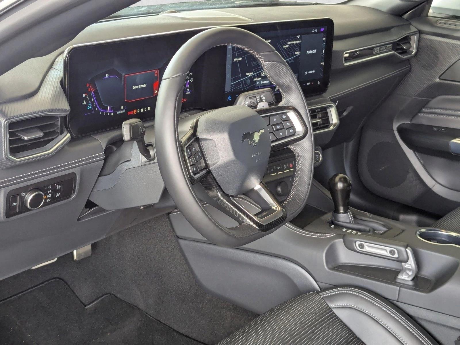 2025 Ford Mustang GT Premium Fastback - Photo 3
