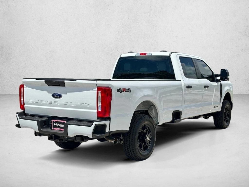 New 2026 Ford F-250 XL Truck Crew Cab