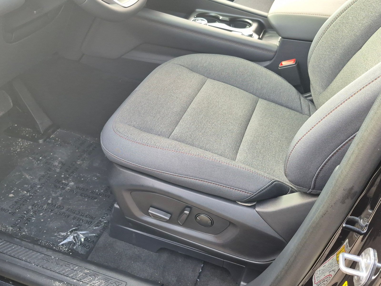New 2027 Ford Explorer Active w/200A Pkg SUV