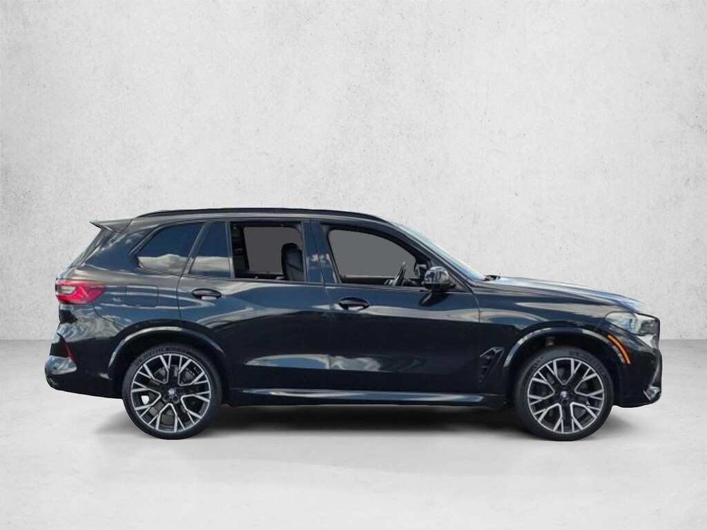 Used 2022 BMW X5 M SUV