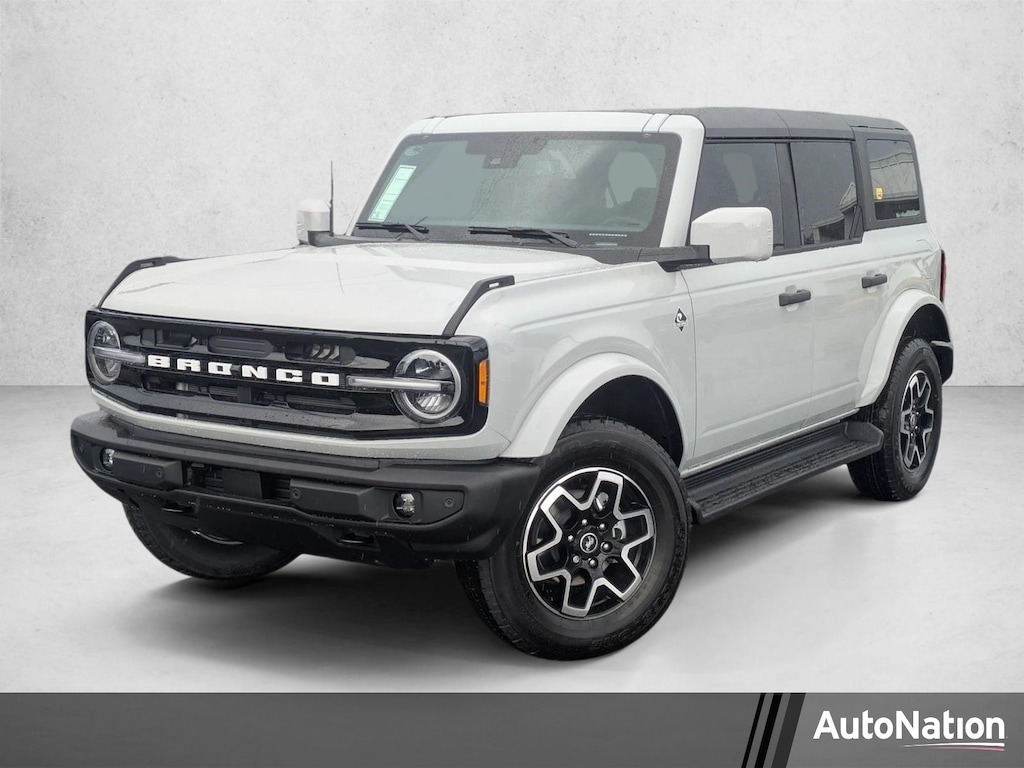 New 2026 Ford Bronco Outer Banks SUV