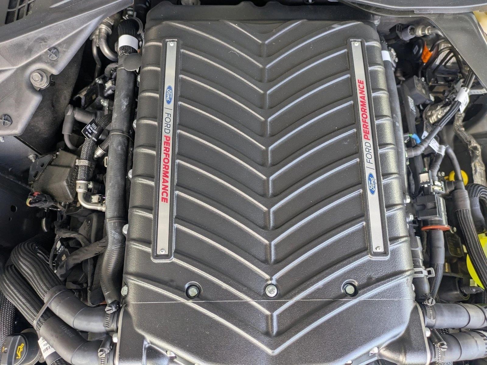 2025 Ford Mustang GT Premium Fastback - Photo 19