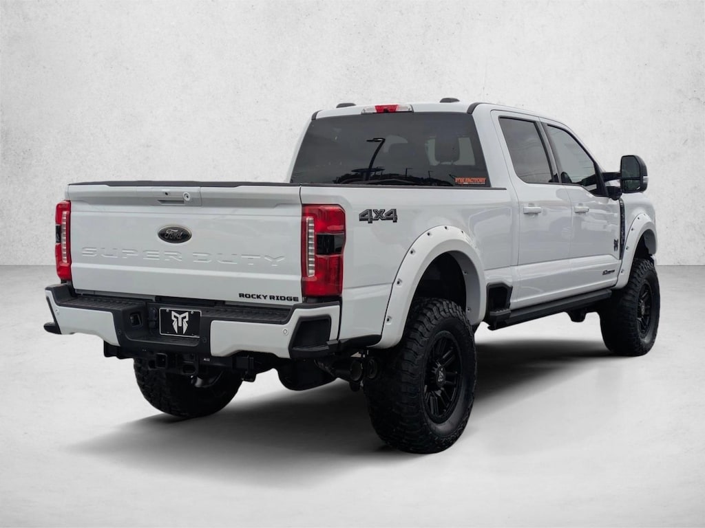 New 2026 Ford F-250 XLT Truck Crew Cab