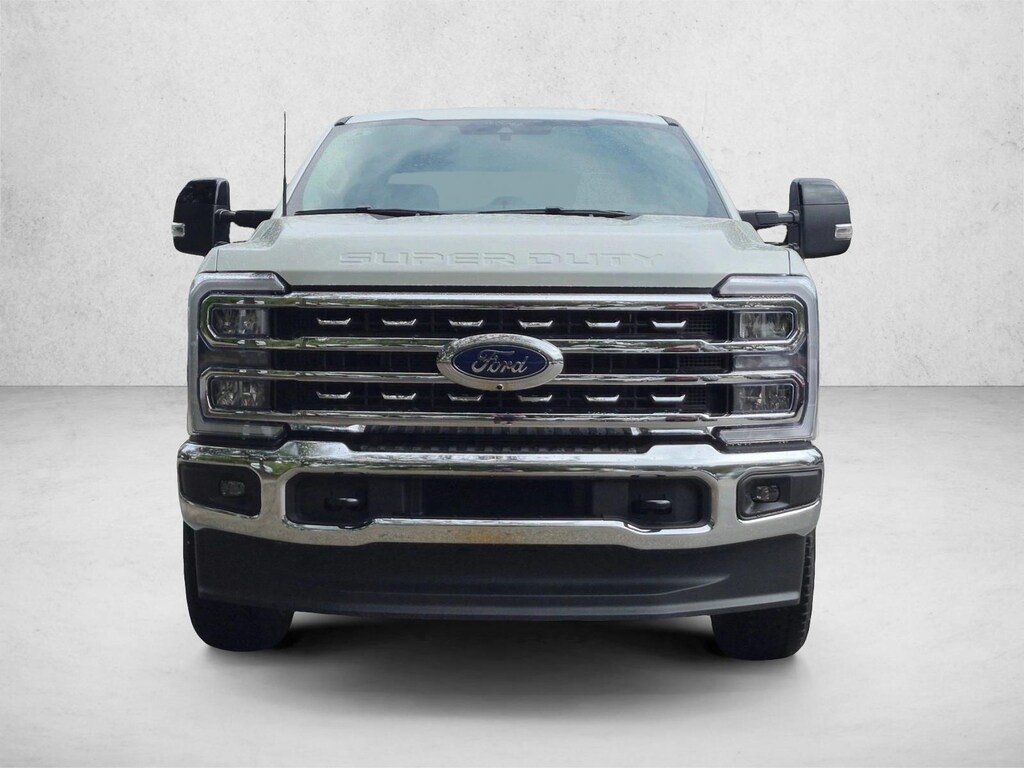 New 2026 Ford F-250 LARIAT Truck Crew Cab