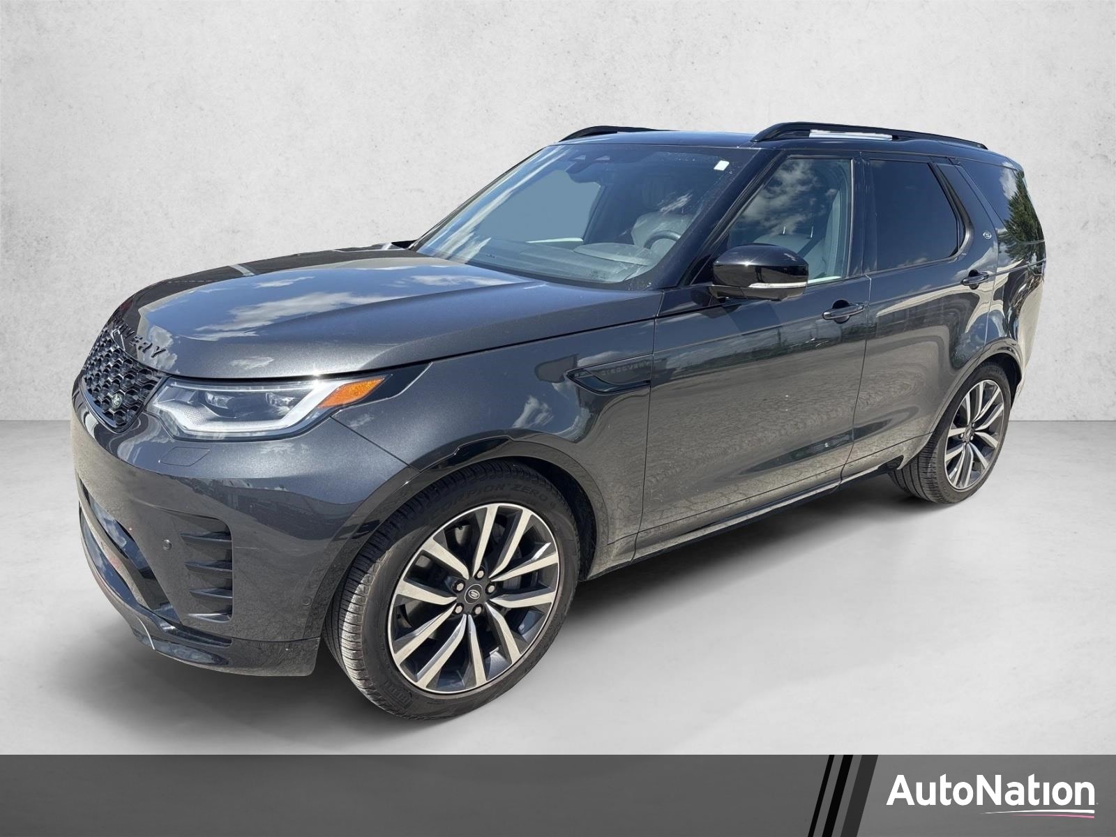2024 Land Rover Discovery