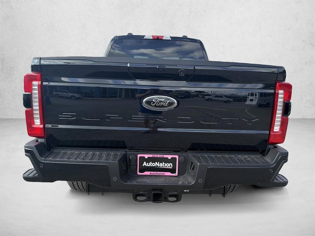 New 2026 Ford F-250 LARIAT Truck Crew Cab