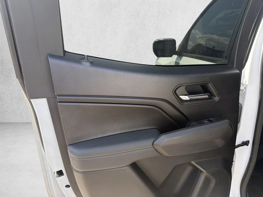 Used 2024 Chevrolet Colorado 2WD LT Truck Crew Cab