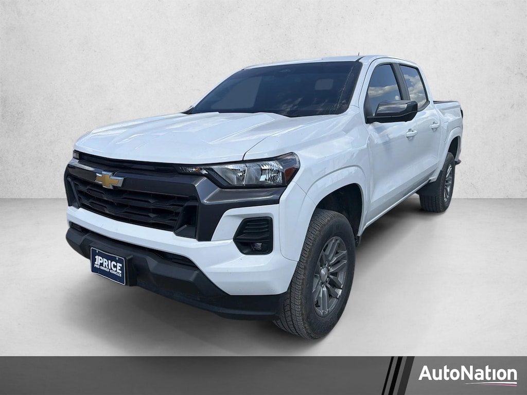 Used 2024 Chevrolet Colorado 2WD LT Truck Crew Cab