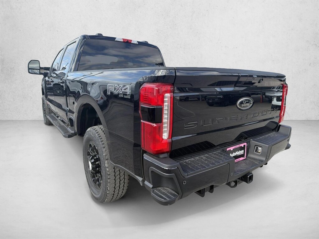 New 2026 Ford F-250 LARIAT Truck Crew Cab
